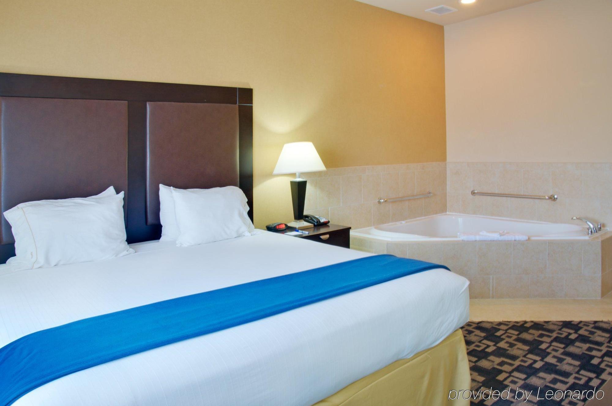 Holiday Inn Express Hotel & Suites Huntsville By Ihg Экстерьер фото